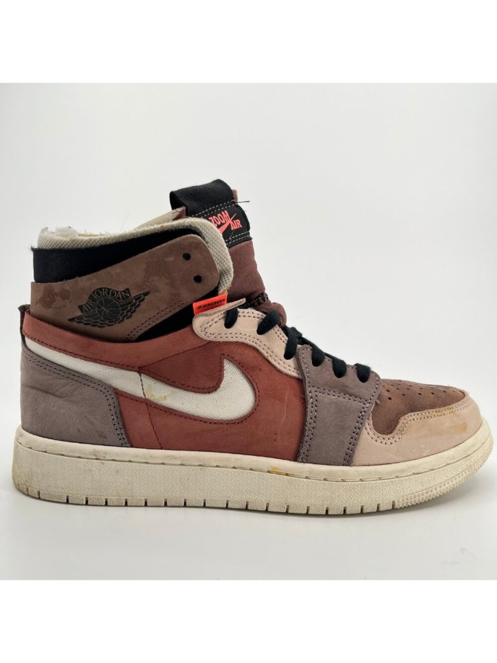 Nike Air Jordan 1 High Zoom CMFT Womens Size 7.5 Brown Basketball Shoes Sneakers